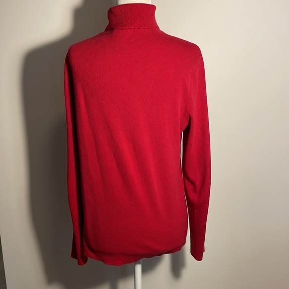 CHICO’S “DARCY” RED TURTLENECK SWEATER “Renaissance” RIBBED SIDES Size 2 - Picture 5 of 10